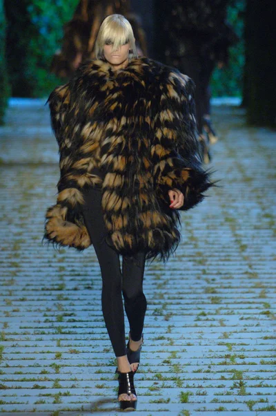 Look 24